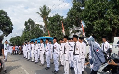 Siswa-Siswi SMA Don Bosco Banjarmasin Berpartisipasi dalam Gerak Jalan Indah tingkat SMA/SMK